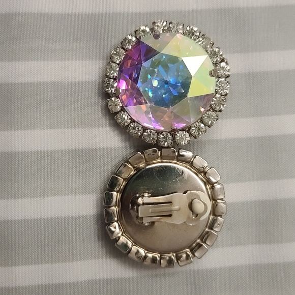 Large statement clipons. - Picture 4 of 6